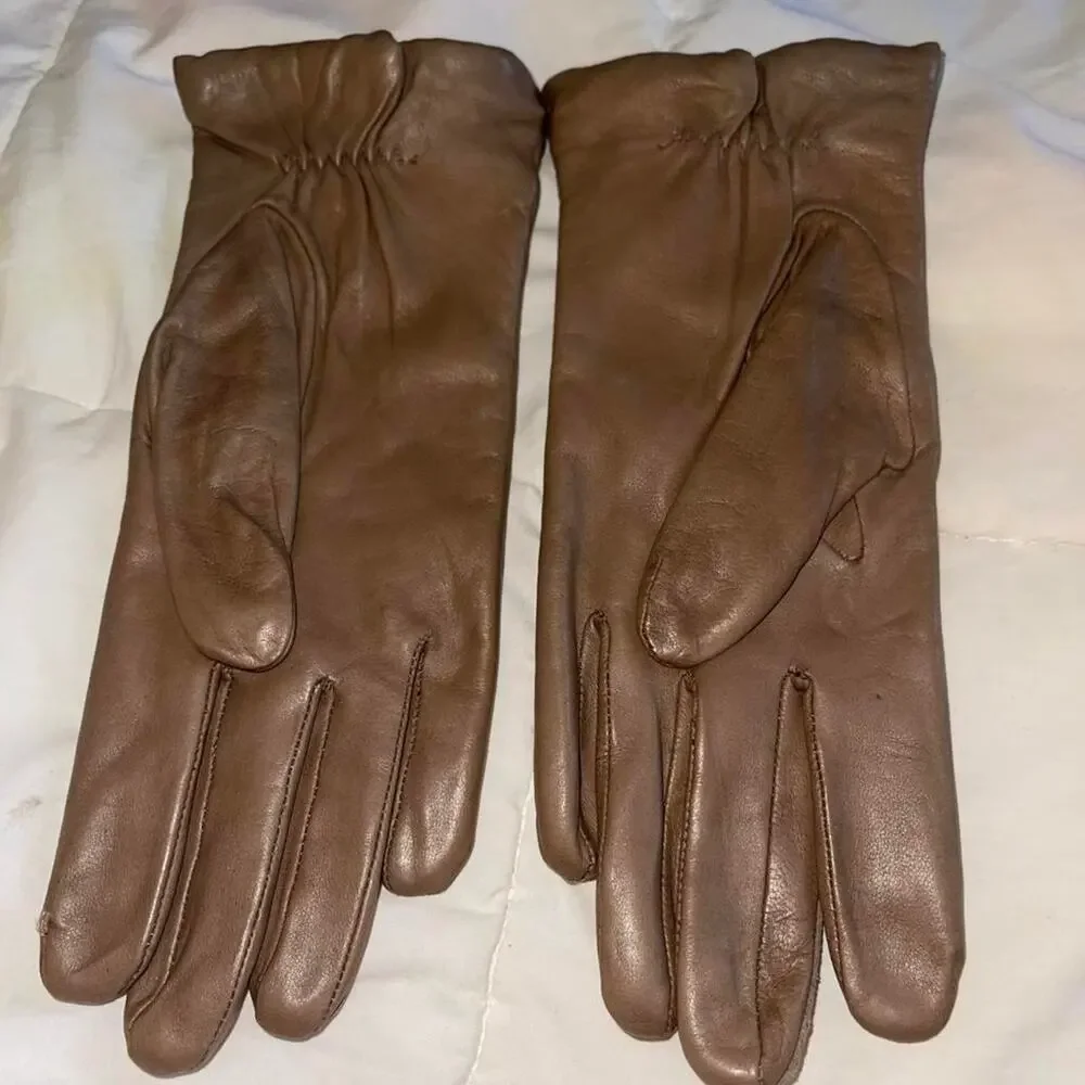 Pair of Vintage Tan/Brown Leather - Size 7.5